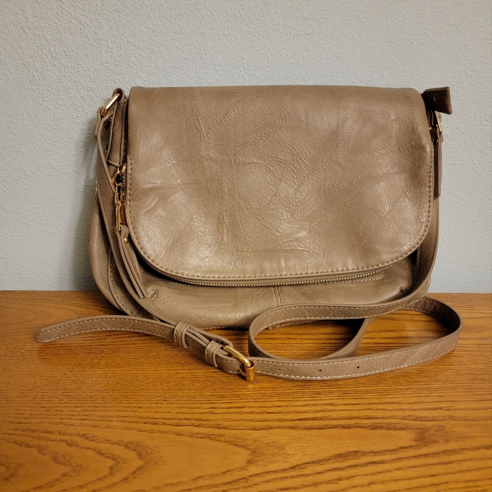 Miztique taupe shoulder bag with rose gold accents